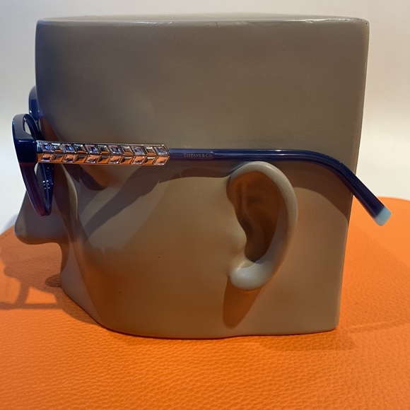 New Women’s Authentic Tiffany&Co Eyeglasses - Picture 7 of 15